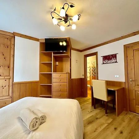 Family Bike Friendly Bed & Breakfast 2*